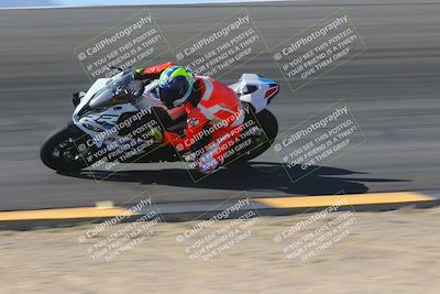 media/Nov-06-2023-Moto Forza (Mon) [[ce023d0744]]/2-Advanced Group/Session 2 (Bowl Speed Pans)/